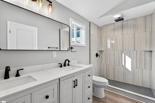 35 Henry Street, Greenville, SC 29605