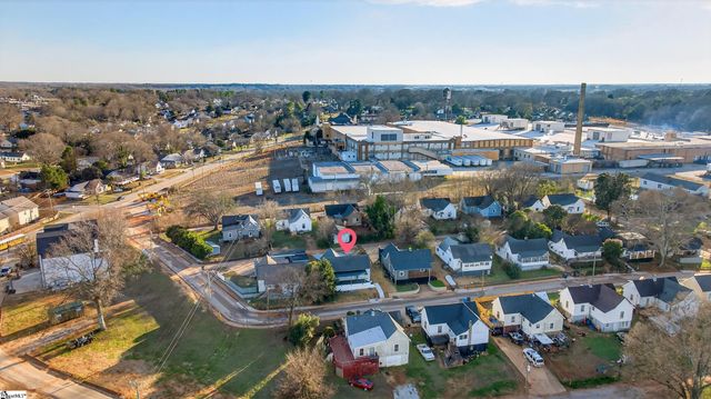 35 Henry Street, Greenville, SC 29605