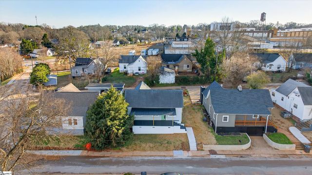 35 Henry Street, Greenville, SC 29605