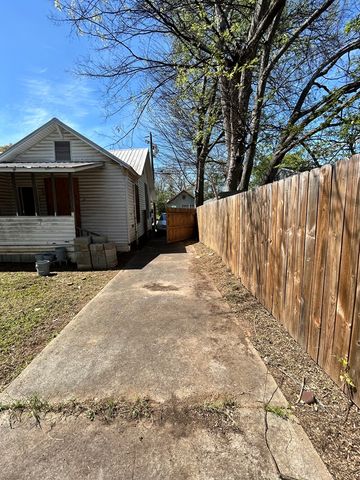 3212 6th Avenue, Columbus, GA 31904
