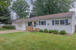 1833 Bloomfield Avenue, Kalamazoo City, MI 49001