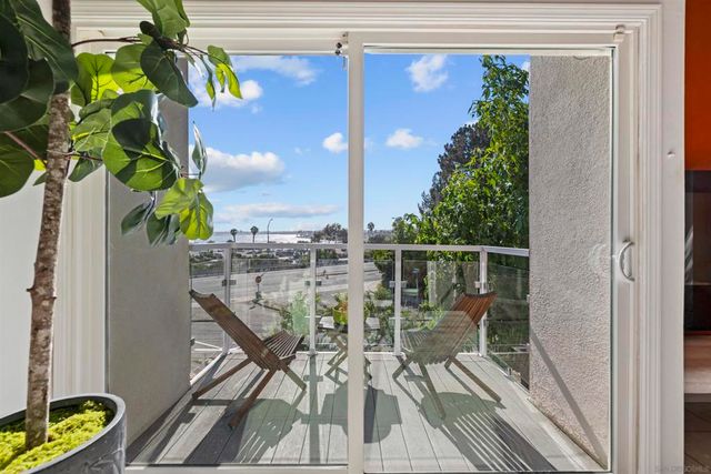 2885 McGraw St, San Diego, CA 92117