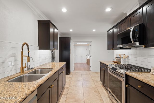 6008 N 9TH Street, Phoenix, AZ 85014