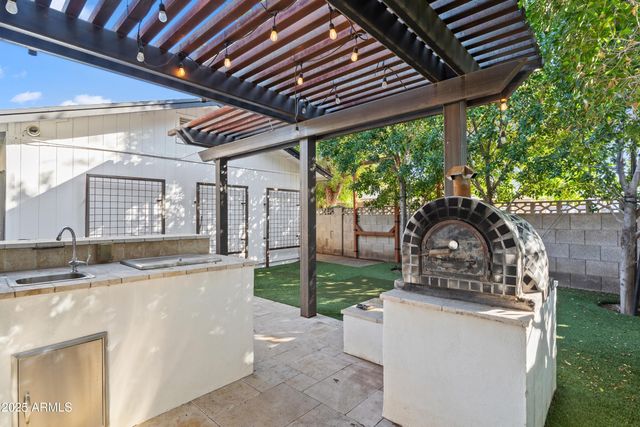 6008 N 9TH Street, Phoenix, AZ 85014