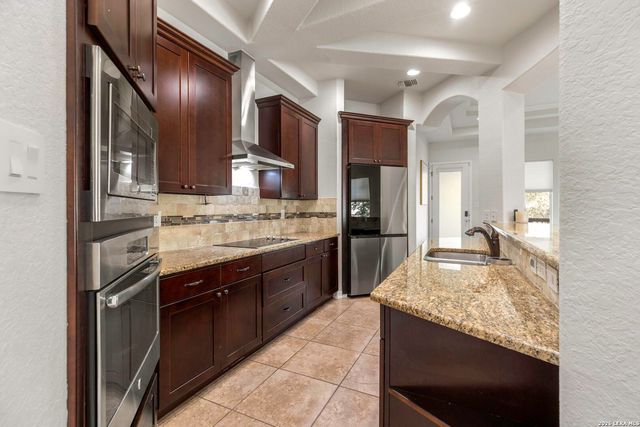 6131 Lowrie, San Antonio, TX 78239