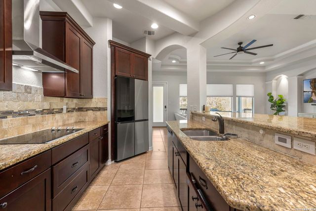 6131 Lowrie, San Antonio, TX 78239