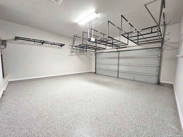 6131 Lowrie, San Antonio, TX 78239