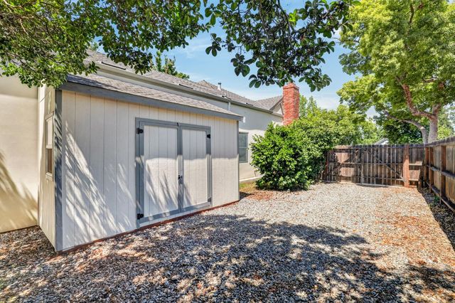 809 Figueroa St, Folsom, CA 95630