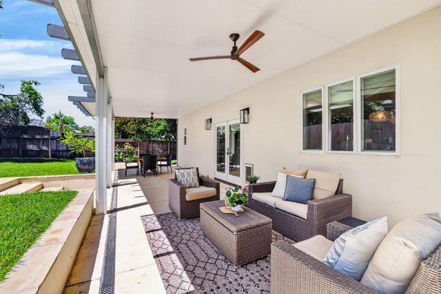 809 Figueroa St, Folsom, CA 95630