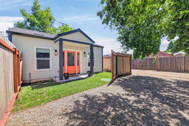 809 Figueroa St, Folsom, CA 95630