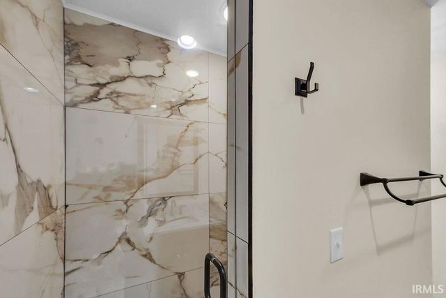 829 Spyglass Hill Drive, Bedford, IN 47421