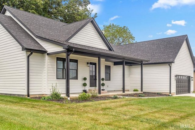 829 Spyglass Hill Drive, Bedford, IN 47421