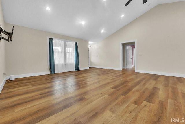 829 Spyglass Hill Drive, Bedford, IN 47421