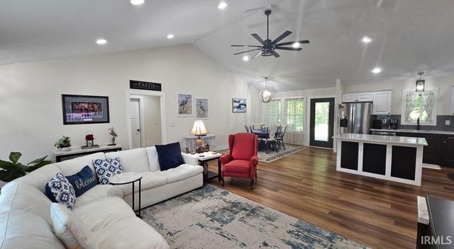 829 Spyglass Hill Drive, Bedford, IN 47421