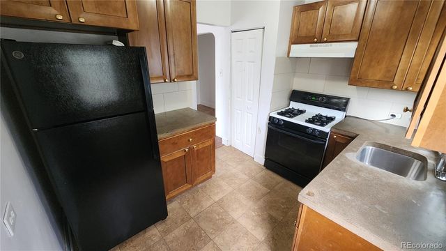 3233 N Steele Street, Denver, CO 80205