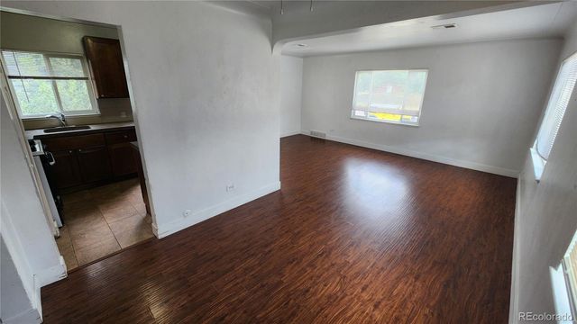 3233 N Steele Street, Denver, CO 80205