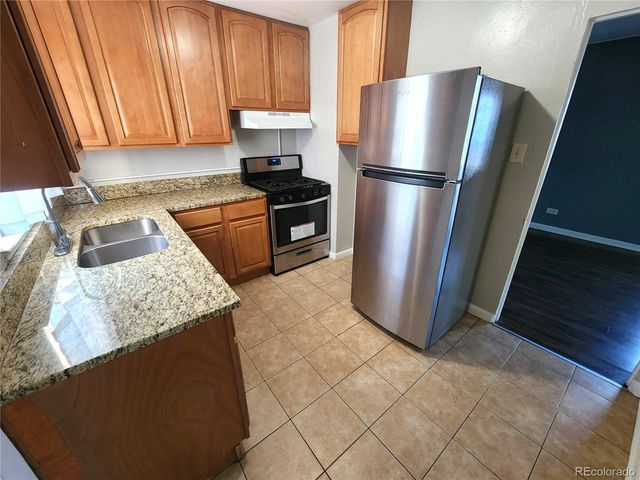 3233 N Steele Street, Denver, CO 80205