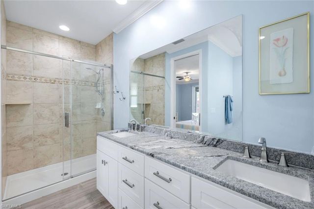 746 101st AVE N, Naples, FL 34108