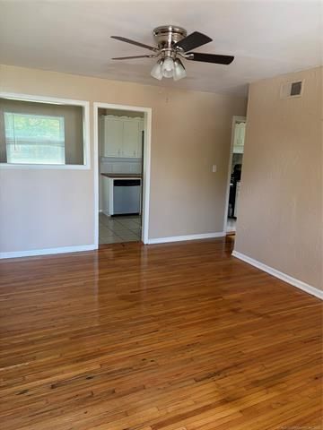 228 E Oklahoma Place, Tulsa, OK 74106