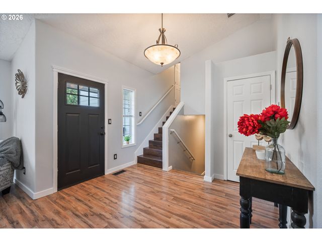 104 ROLEY Ct, Kelso, WA 98626