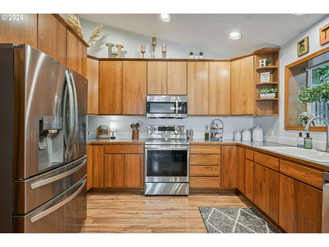 104 ROLEY Ct, Kelso, WA 98626