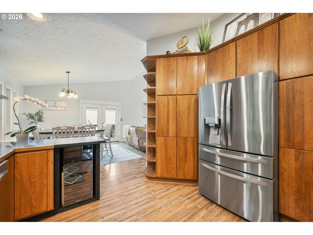 104 ROLEY Ct, Kelso, WA 98626