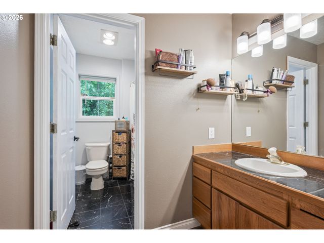 104 ROLEY Ct, Kelso, WA 98626