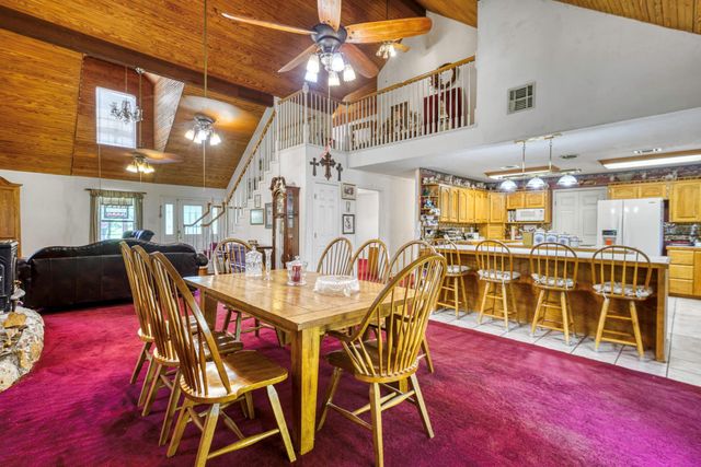 1470 Fellowship Lane, Madisonville, TX 77864