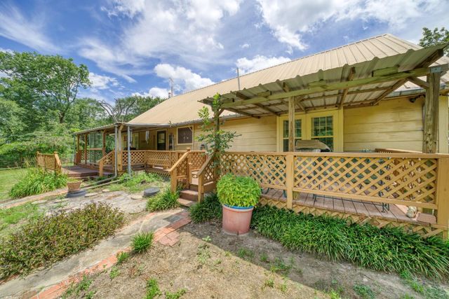 1470 Fellowship Lane, Madisonville, TX 77864