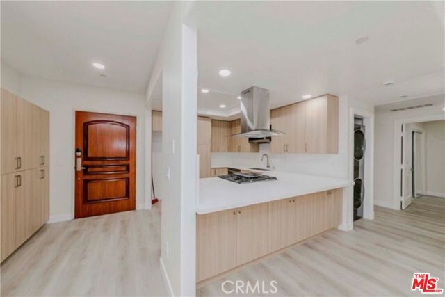 1138 S Serrano Avenue 102, Los Angeles, CA 90006