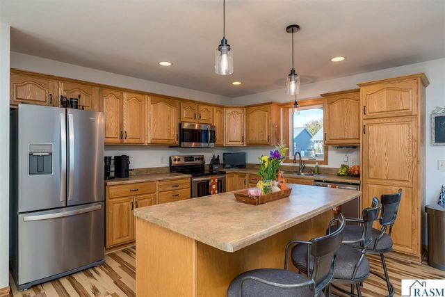 124 Lynx Lane, Mankato, MN 56001