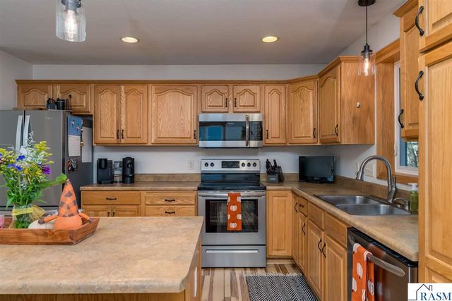 124 Lynx Lane, Mankato, MN 56001