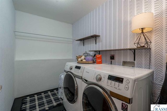 124 Lynx Lane, Mankato, MN 56001