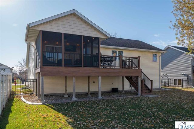 124 Lynx Lane, Mankato, MN 56001