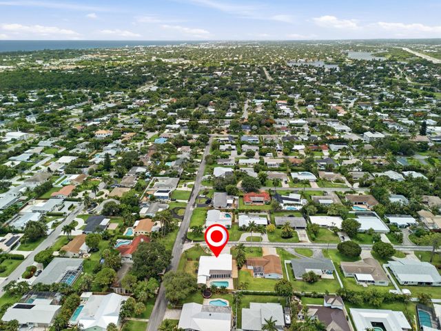 701 SW 27th Place, Boynton Beach, FL 33435