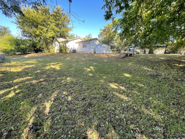 145 S 36th West Avenue, Tulsa, OK 74127