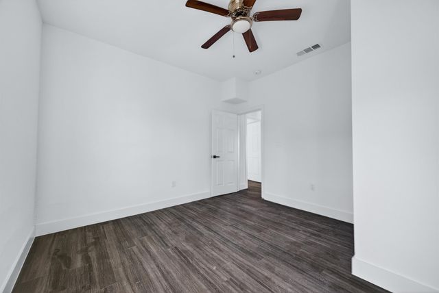 710 E Lamar Street, Sherman, TX 75090