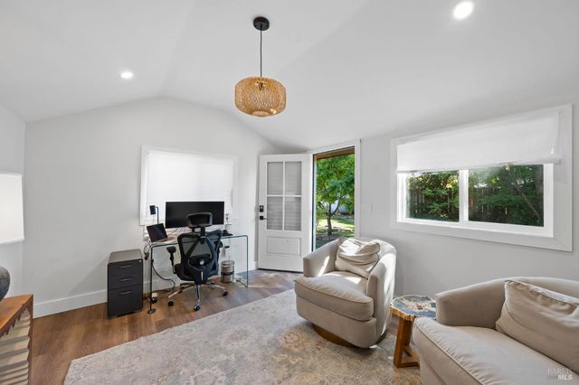 863 Oakwood Ave, Vallejo, CA 94591