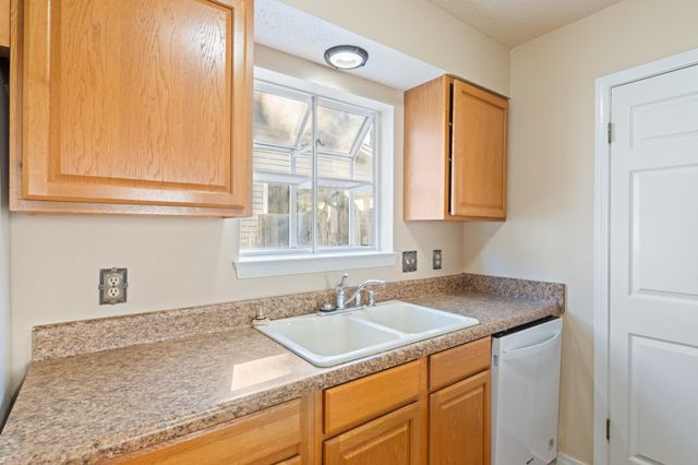 3022 Blue Pine Lane, Niceville, FL 32578