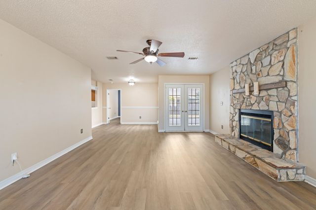 3022 Blue Pine Lane, Niceville, FL 32578