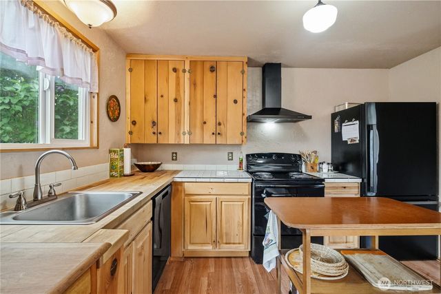612 W Cherry Street, Centralia, WA 98531