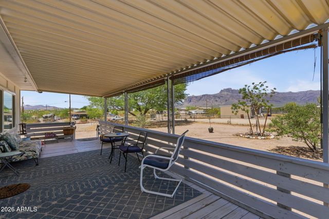 1823 S HILTON Road, Apache Junction, AZ 85119