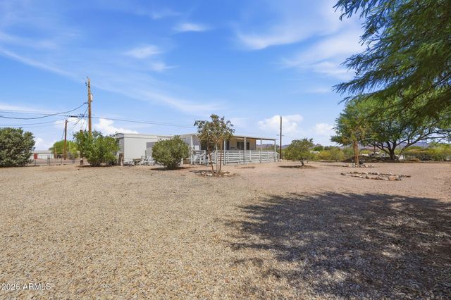 1823 S HILTON Road, Apache Junction, AZ 85119