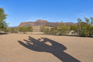 1823 S HILTON Road, Apache Junction, AZ 85119