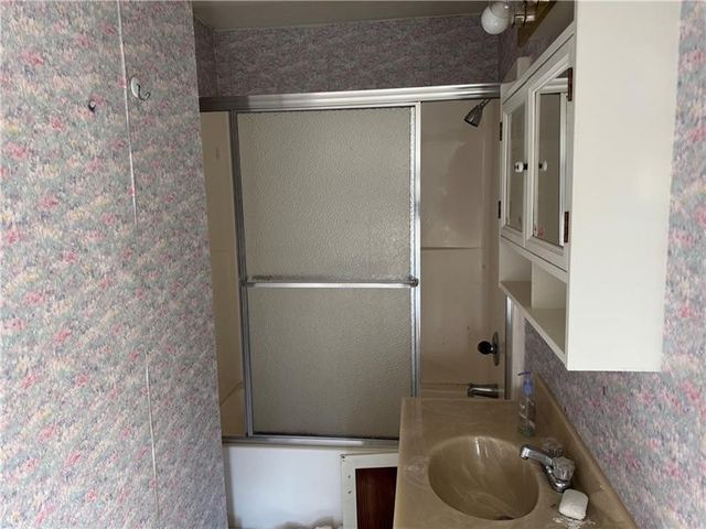 2822 Main Steet, Beallsville, PA 15313