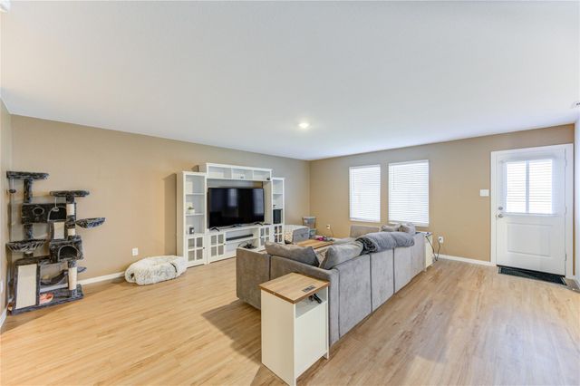 1111 Rustic Willow Drive, Beasley, TX 77417