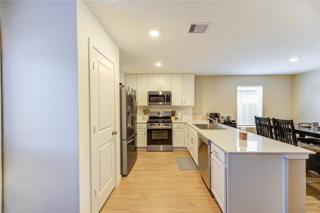 1111 Rustic Willow Drive, Beasley, TX 77417