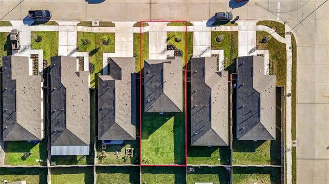 1111 Rustic Willow Drive, Beasley, TX 77417