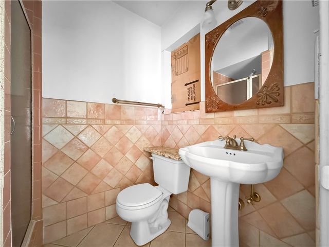 4221 Dolphin Pl, Corpus Christi, TX 78411