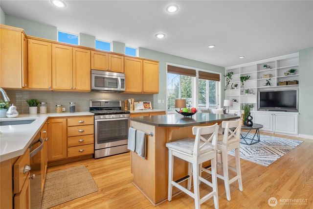 6661 191st Place NE, Redmond, WA 98052